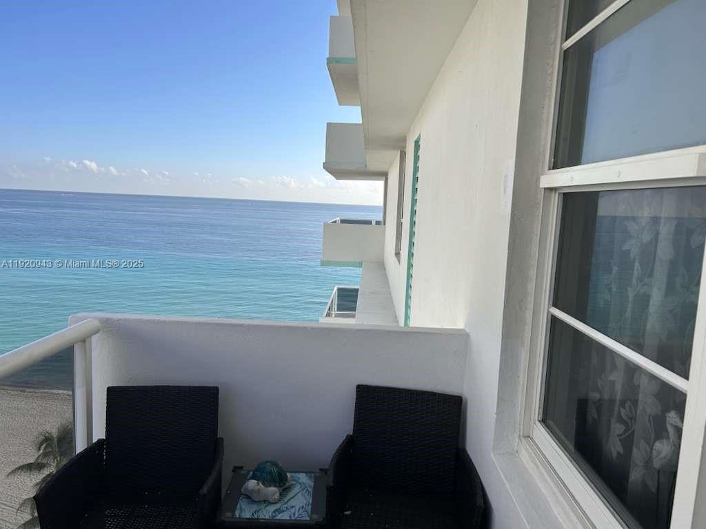 3725 S Ocean Dr # 1103, Hollywood FL 33019