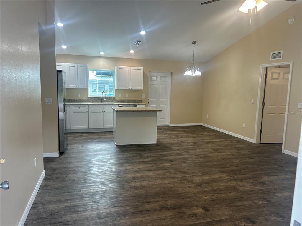 801 N WALDRON STREET, ARCADIA, FL — photo 2 of 22