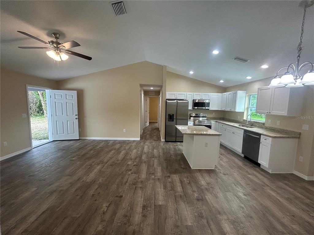 801 N WALDRON STREET, ARCADIA, FL — photo 5 of 22