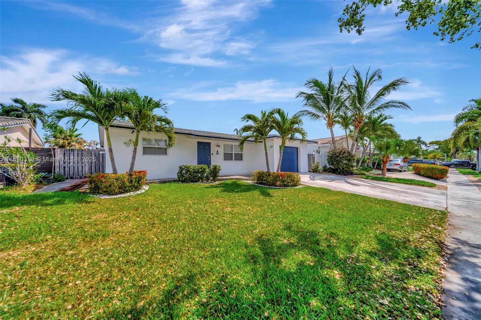 205 SE 5th St, Dania Beach FL 33004