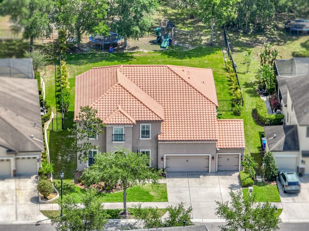 7927 HAMPTON LAKE DRIVE