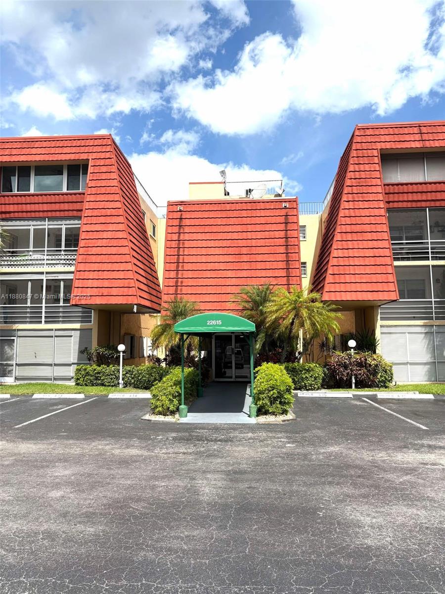 22615 SW 66th Ave # 103, Boca Raton FL 33428