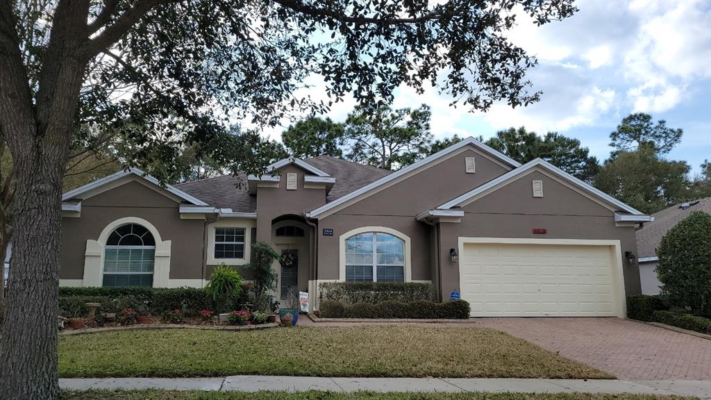 1564 BLUE GRASS BOULEVARD
