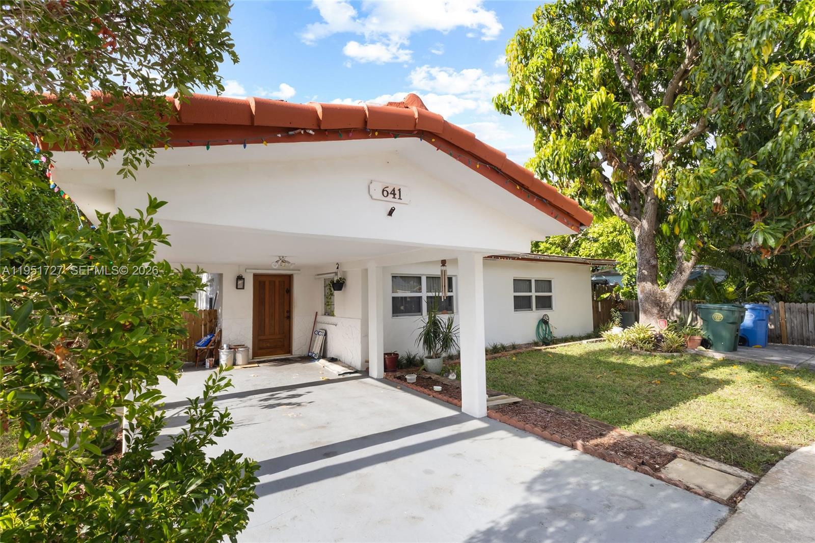 641 NE 56th Ct, Oakland Park FL 33334