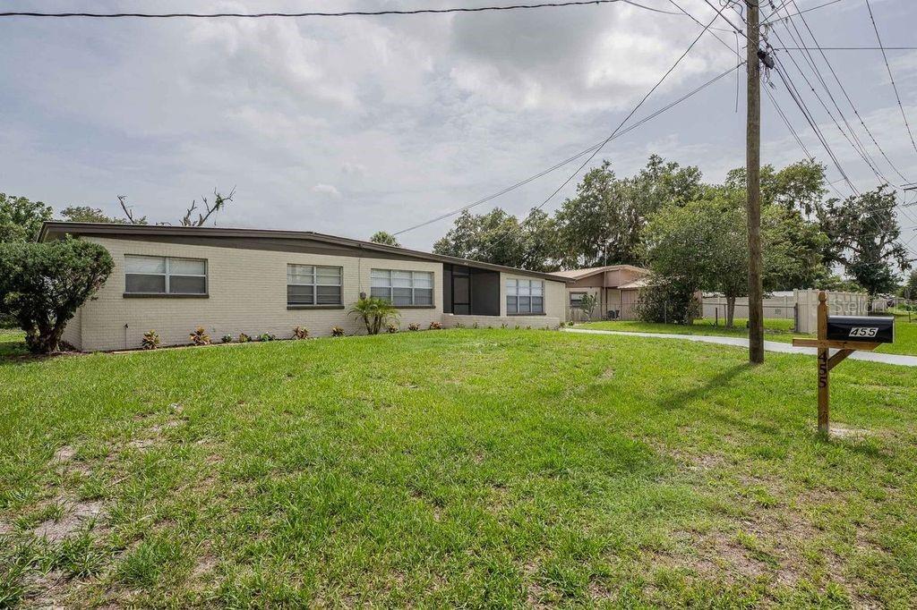 455 MANOR DRIVE