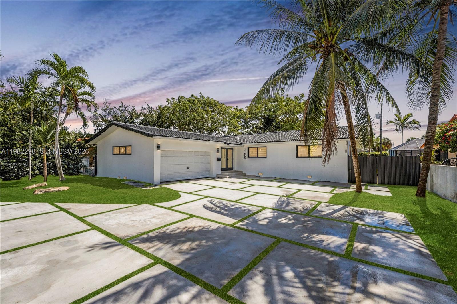 11660 Canal Dr, North Miami FL 33181