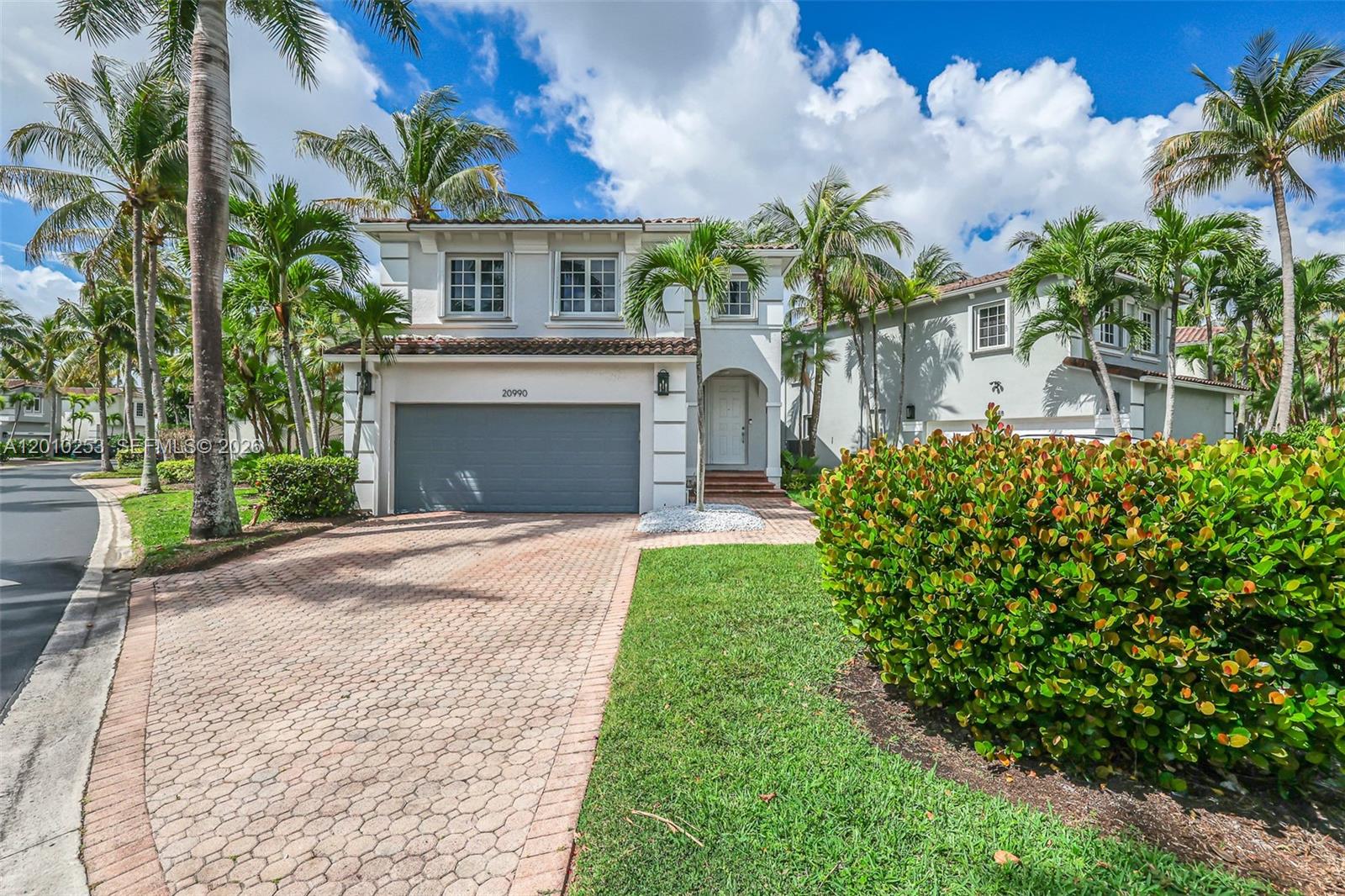 20990 NE 30th Pl, Aventura FL 33180