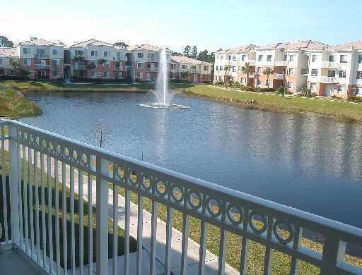 10208 Myrtlewood Circle W, Palm Beach Gardens FL 33418