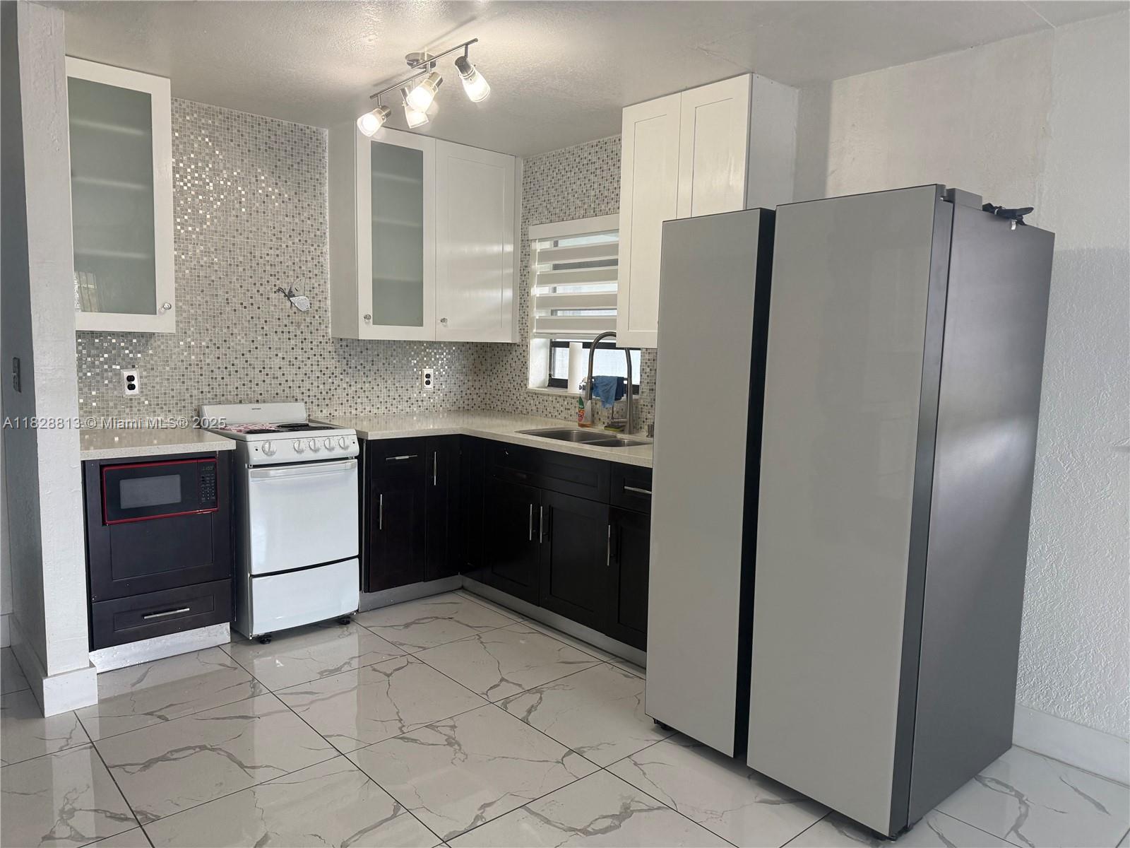 6215 W 24th Ave # 7, Hialeah FL 33016