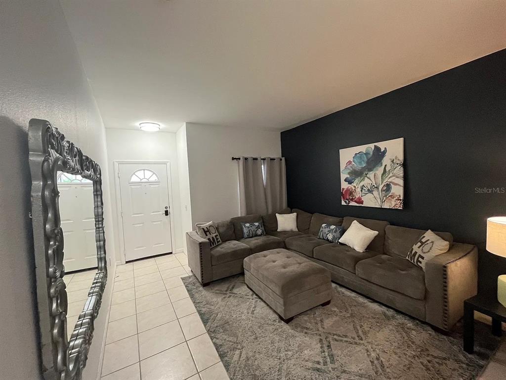 7755 PLANTATION CIRCLE, UNIVERSITY PARK, FL — photo 3 of 14