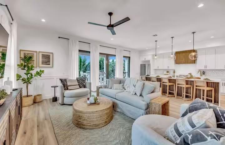 85 AVENIDA MESSINA, SARASOTA, FL — photo 5 of 30