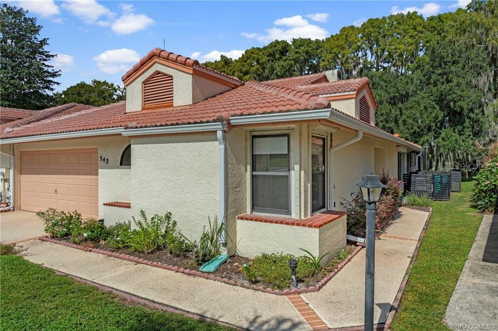542 SAN REMO CIRCLE