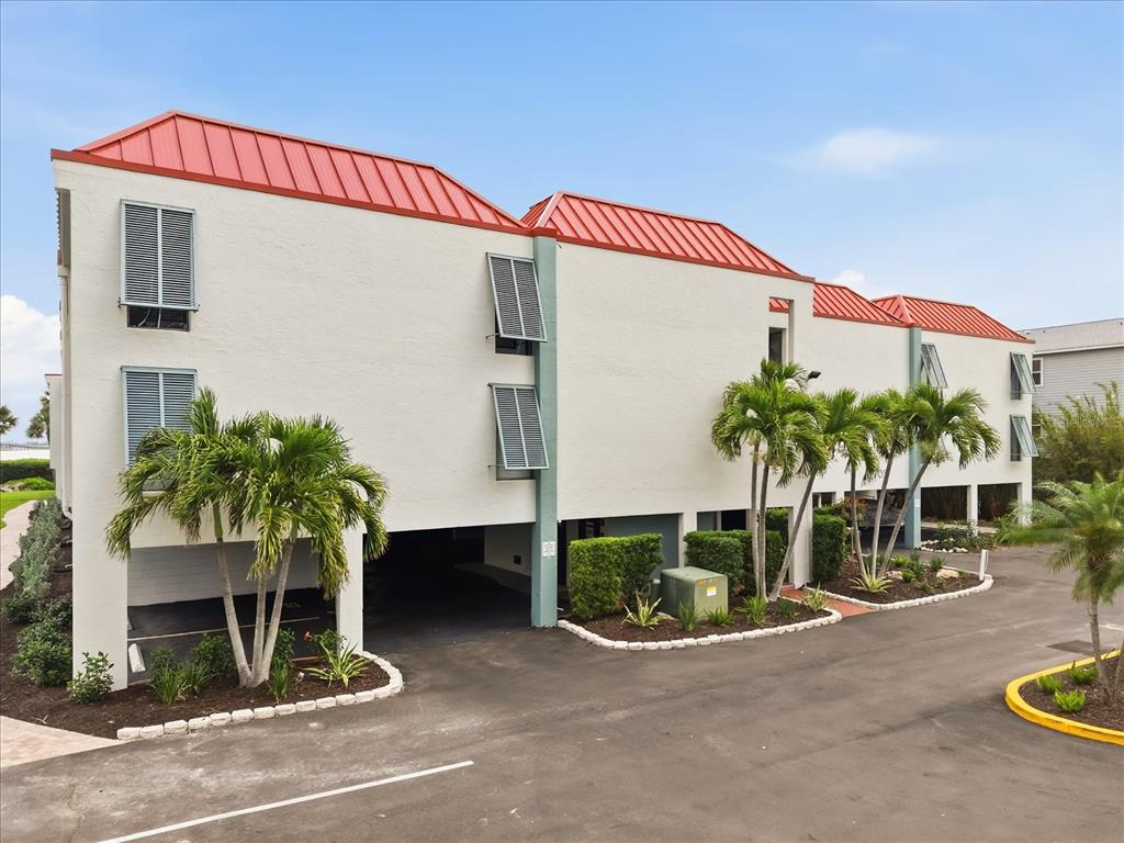 3705 E BAY DRIVE UNIT 117