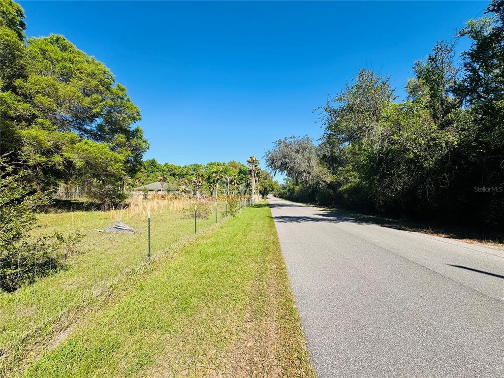 11340 BESSIE DIX ROAD, SEFFNER, FL — photo 2 of 14