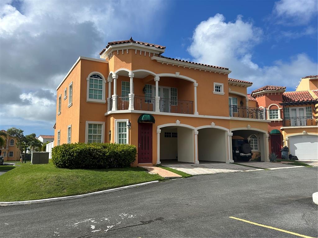 C11 BRIGHTON COUNTRY CLUB