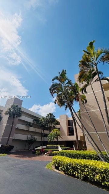 5800 CAMINO REAL # 306, Boca Raton FL 33433