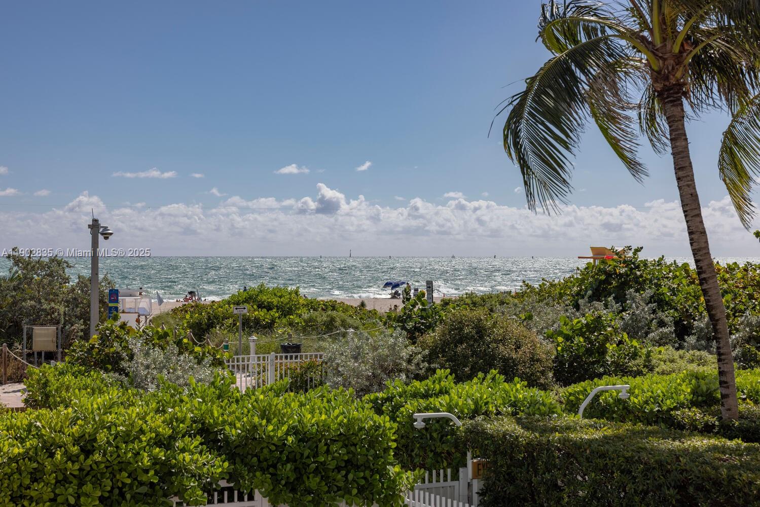 325 Ocean Dr # 210, Miami Beach FL 33139