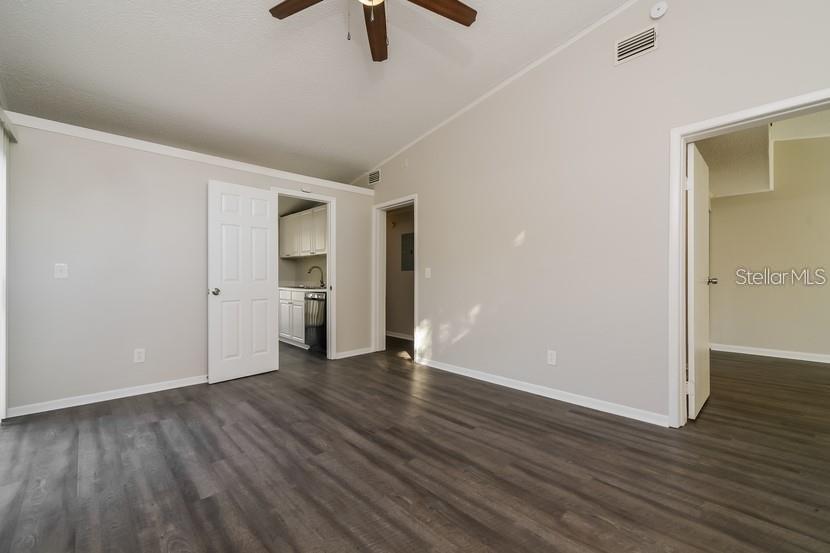 559 MARTIN PLACE BOULEVARD, APOPKA, FL — photo 5 of 17