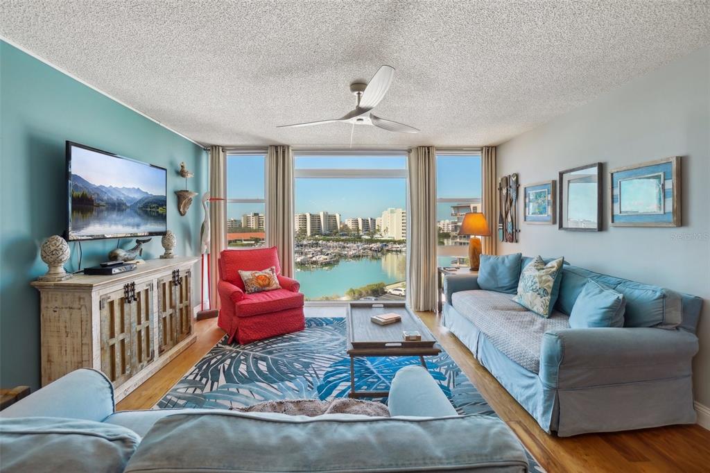 7400 SUN ISLAND DRIVE S UNIT 712