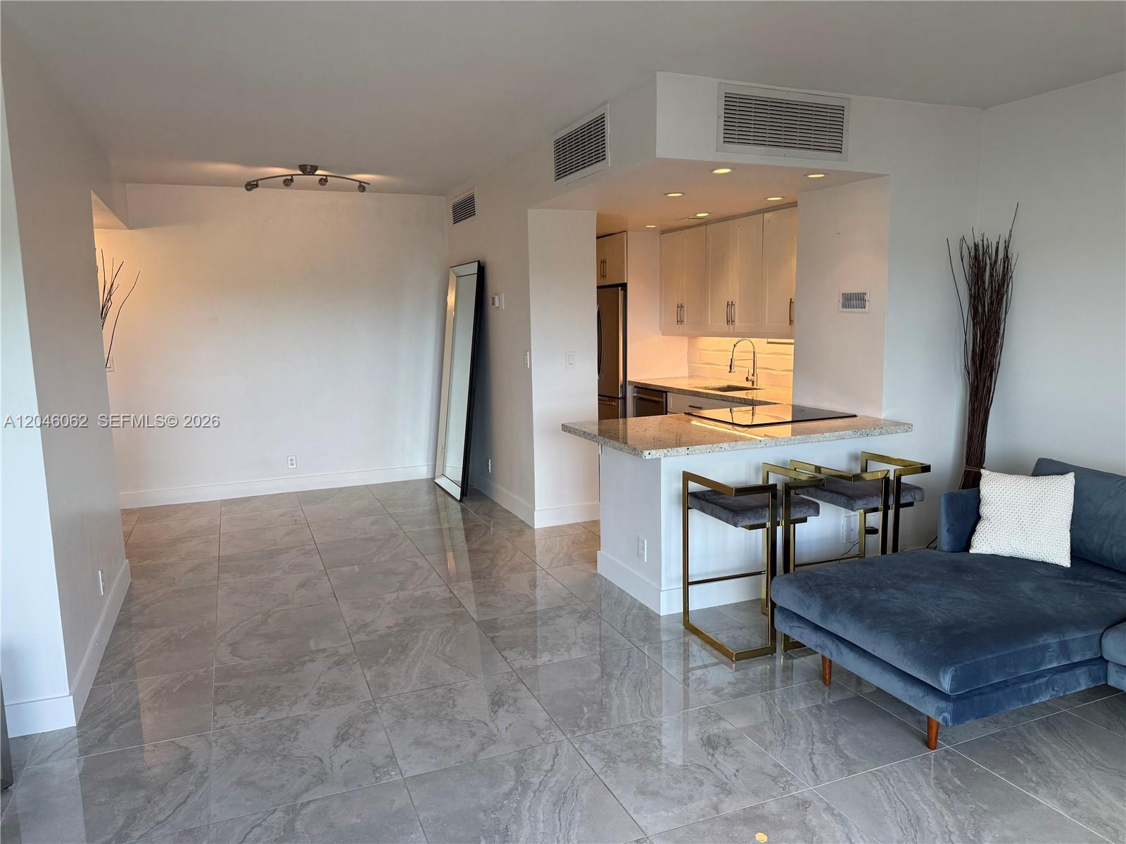 880 NE 69th St # 5Q, Miami FL 33138