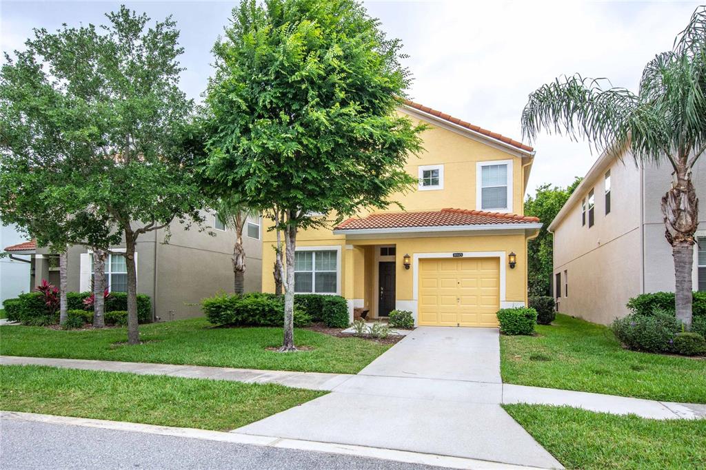 8945 CUBAN PALM ROAD