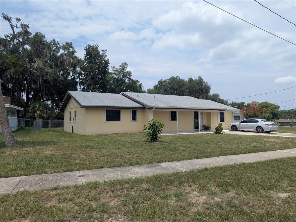 1521 NORMANDY WAY, LEESBURG, FL — photo 2 of 30