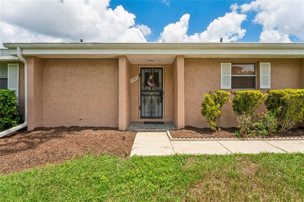 1520 PALMER COURT, PALM HARBOR, FL — photo 3 of 30