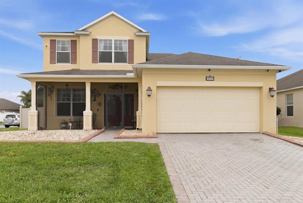 1821 PLANTATION OAK DRIVE