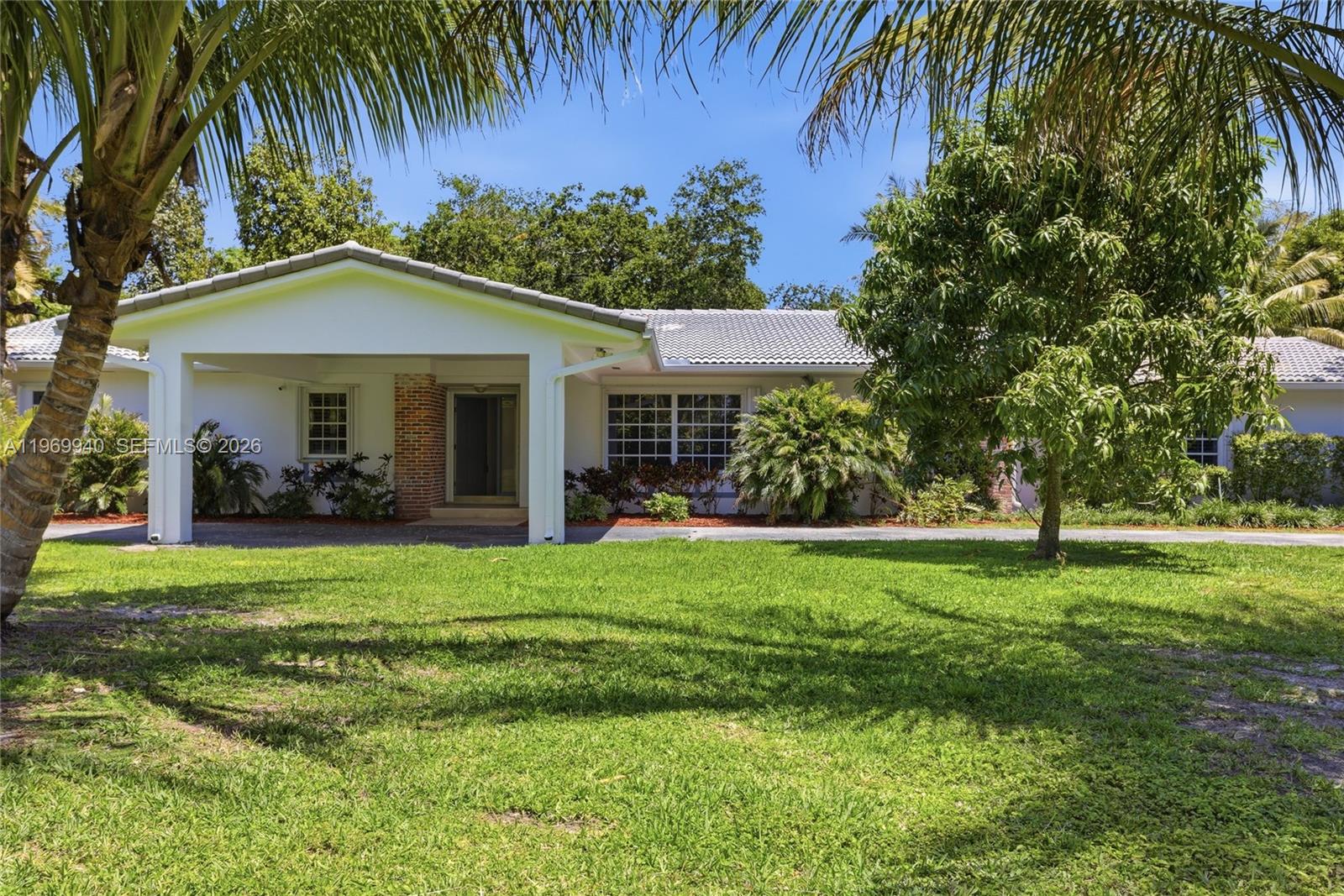 14721 SW 67th Ave, Coral Gables FL 33158