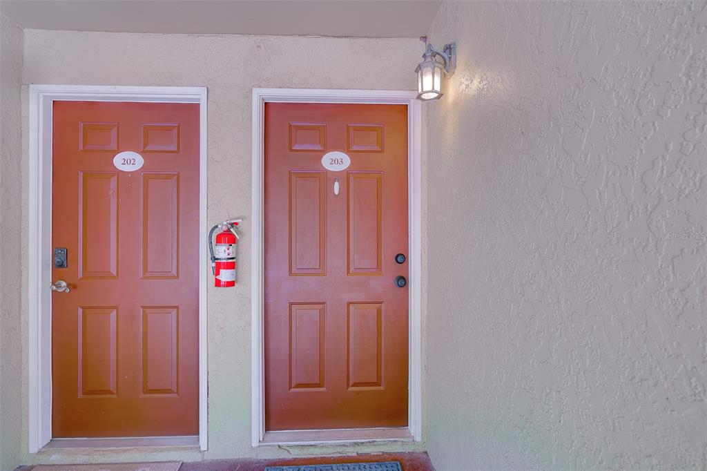 12293 SAILWINDS DRIVE UNIT 203, LARGO, FL — photo 5 of 30