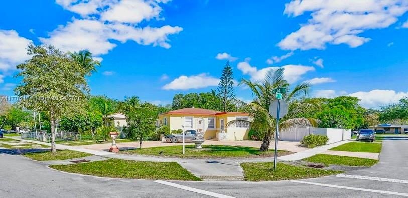1500 NE 141st St, North Miami FL 33161
