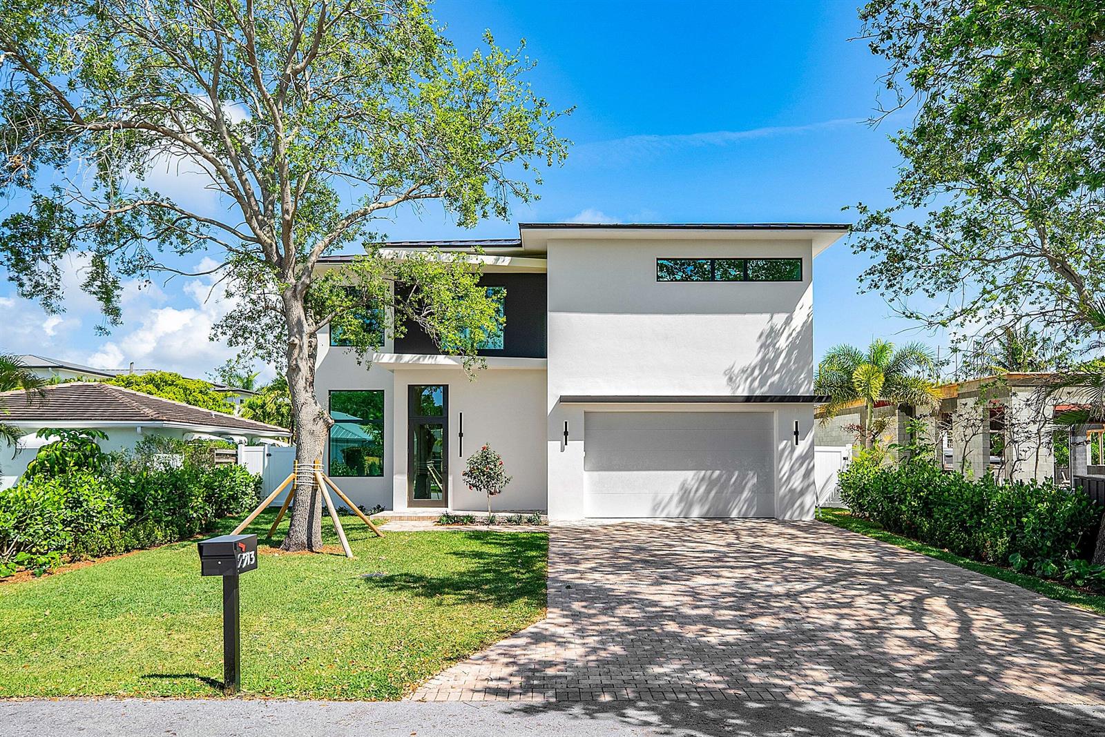 213 NE 9th Street, Delray Beach FL 33444