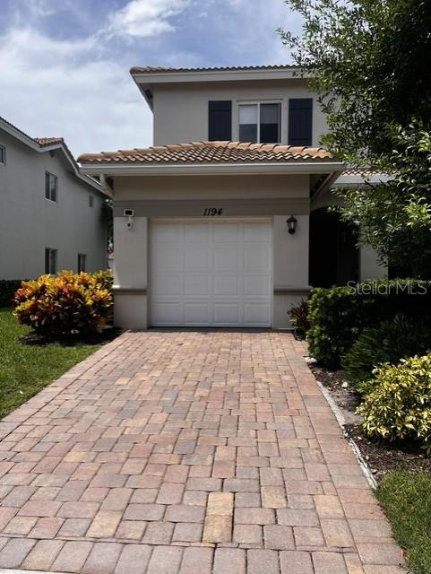 1194 PAISLEY COURT