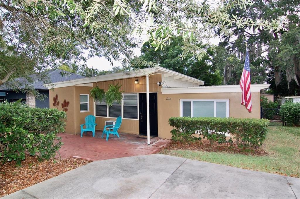 1940 SUNSET LANE