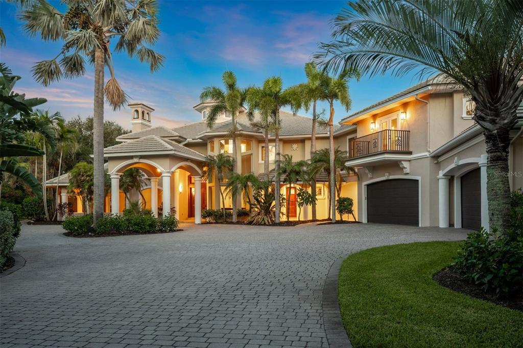 154 LANSING ISLAND DRIVE
