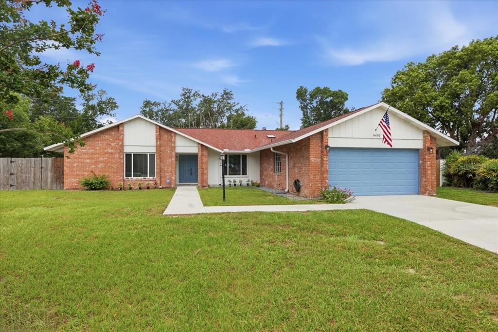 8495 CARAWAY COURT