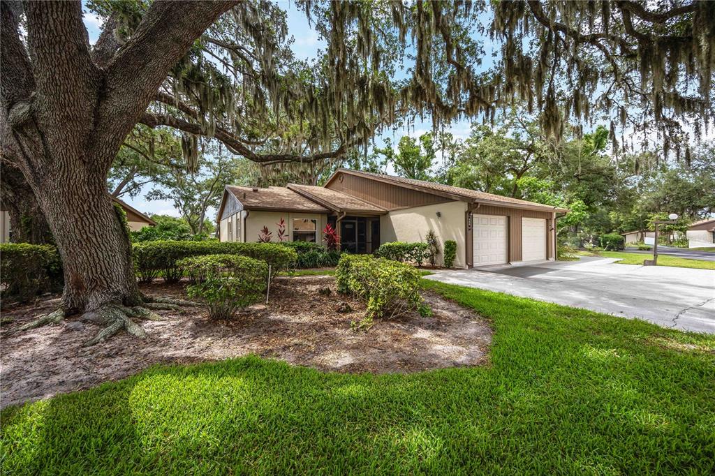 266 OAK HILL DRIVE UNIT 34