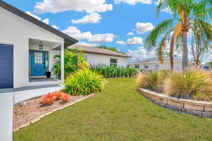 721 EAGLE LANE, APOLLO BEACH, FL — photo 4 of 30
