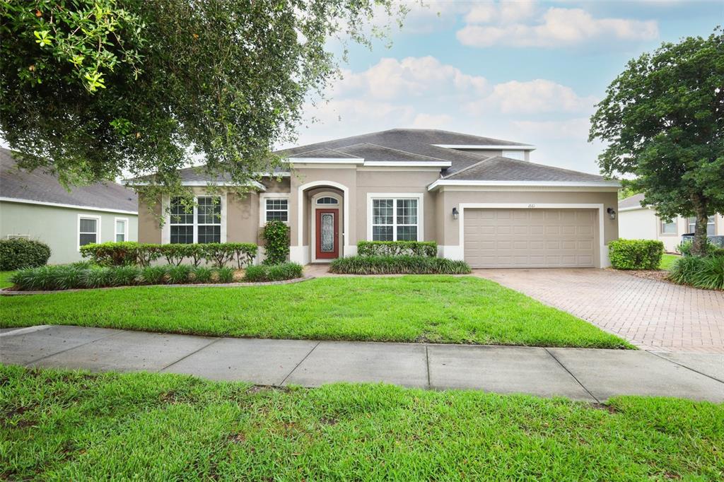 1661 BLUE GRASS BOULEVARD