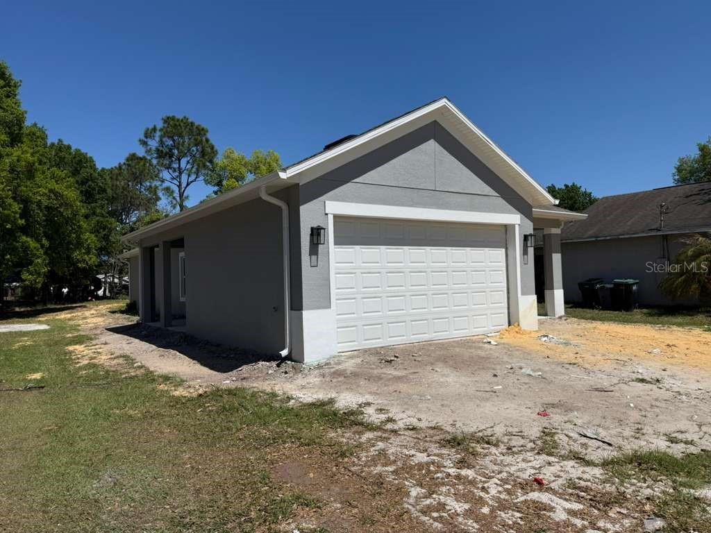 125 PINE STREET, ORLANDO, FL — photo 2 of 26