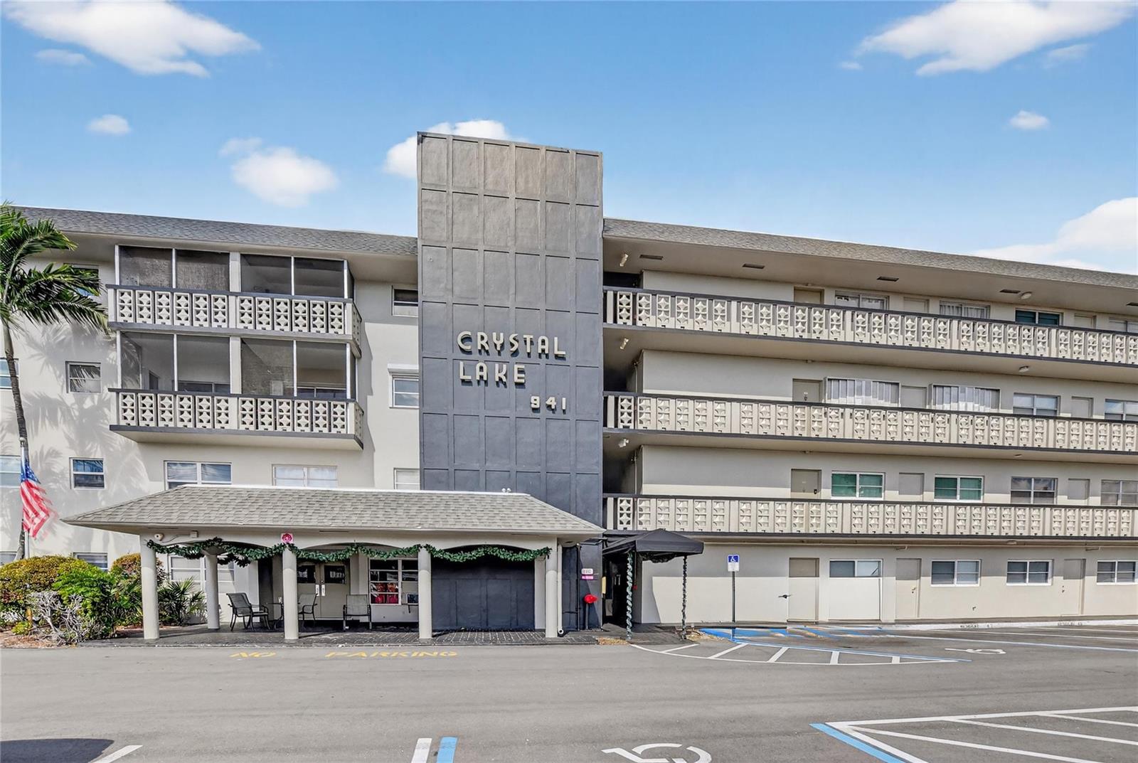 941 Crystal Lake Drive # 311, Deerfield Beach FL 33064