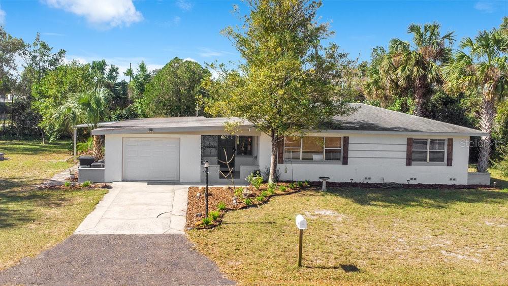 33 SUNSET DRIVE