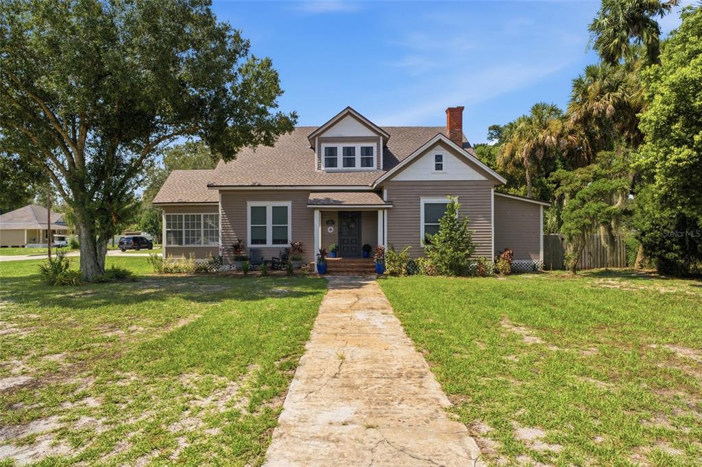 524 E MAGNOLIA STREET
