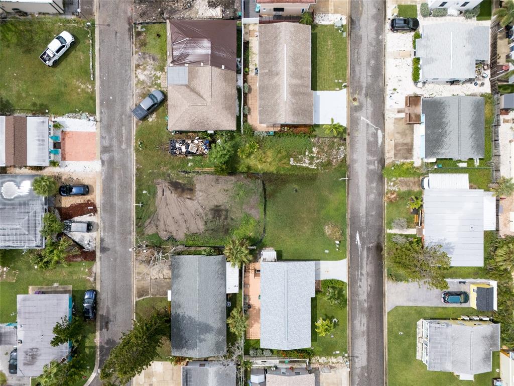 2ND STREET E, REDINGTON SHORES, FL — photo 2 of 10