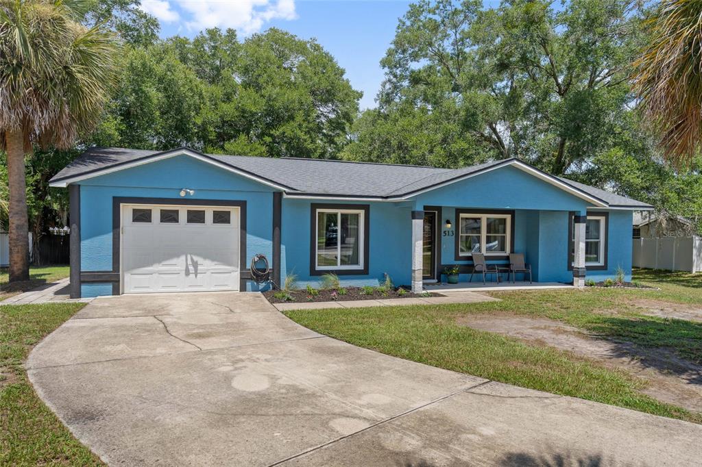 513 DOROTHY CIRCLE, EUSTIS, FL — photo 2 of 30