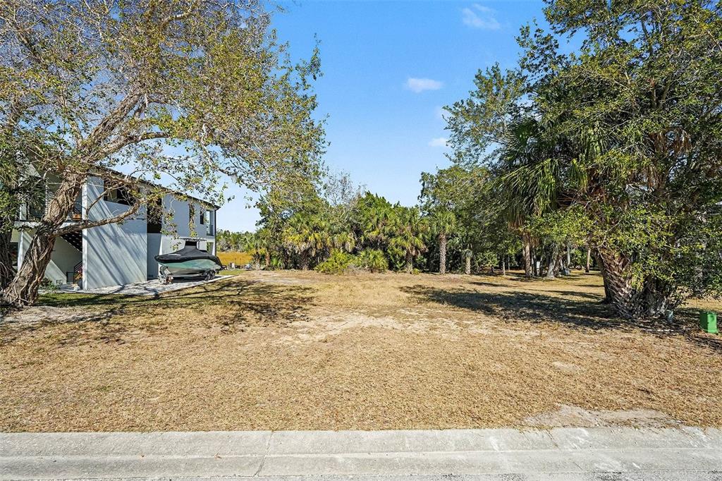 7657 GULF WAY, HUDSON, FL — photo 2 of 14