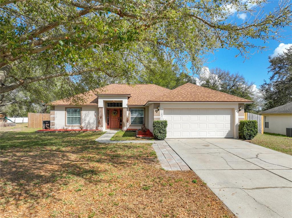 1103 LAKEVIEW OAKS DRIVE