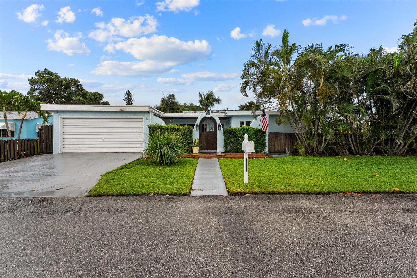 518 Minnesota Street, Lantana FL 33462