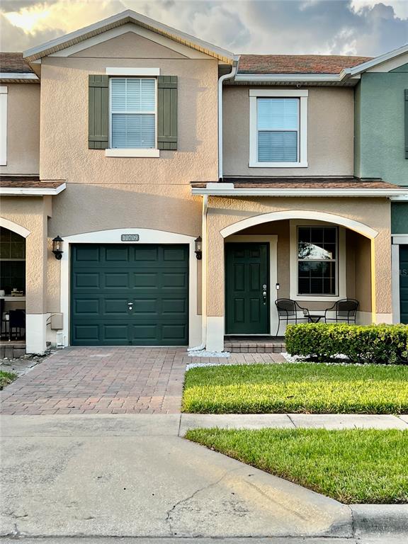 10709 SAVANNAH LANDING CIRCLE