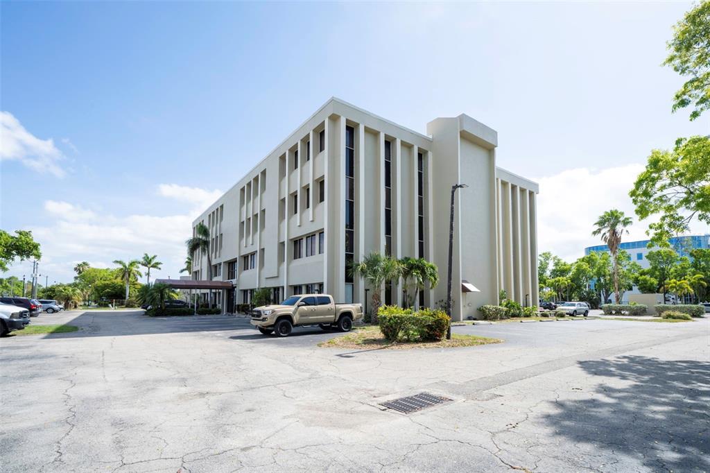 3949 EVANS AVENUE UNIT 302